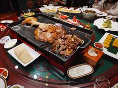 蒙古烤全羊-九十九顶毡房(阜石路店)