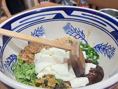 -蜗牛小馆醉乡民谣云南菜(惠新西里店)