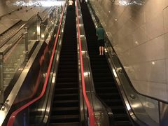 -红土地(地铁站)