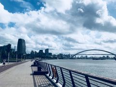 -Wagas沃歌斯(百盛优客店)