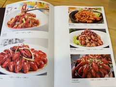 -百味手拨龙虾馆(愚园路店)