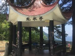 -罗田薄刀峰风景区