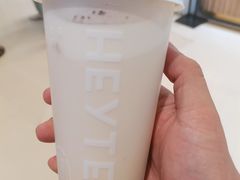 -喜茶(北京华贸购物中心店)