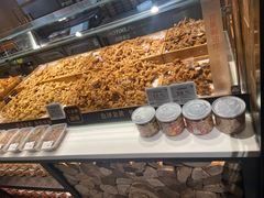 -胖东来生活广场(健康路店)