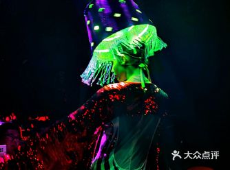 伊人VS上海,藏在宋城热情桑巴里的双重盛宴