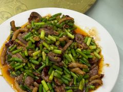 -余杨鸭鸭餐厅
