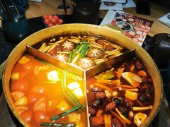 黄金奔驰锅-湊湊火锅·茶憩(上海合生汇店)