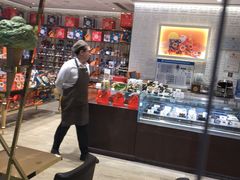 -VENCHI 闻绮(北京国贸商城店)