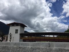 -鲁朗纳麦石锅鸡庄园