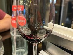 -大中华希尔顿酒店-念自助餐·嗨啤·小龙虾