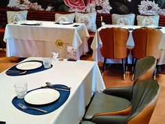 -圣彼得堡观江俄餐厅(中央大街黑金冠店)