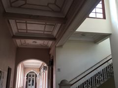 -香港大学