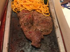 -必胜客(东大桥店)