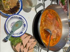 -王奋斗贵州酸汤牛肉火锅