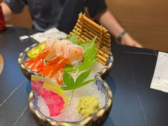 -山川小町·极番烧肉(新地假日广场店)