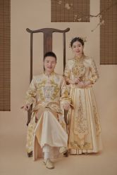 -雪中彩影婚纱摄影·微光艺术中心