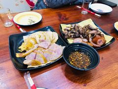 -巴大人熏酱小酒馆(峦翠园店)