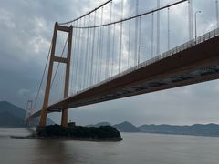 -月亮湾风景点
