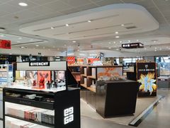 -日上免税行(浦东机场五店)