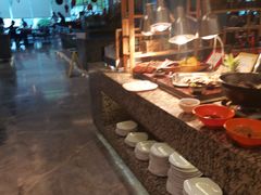 自助取餐区-梅园国际大酒店·自助餐厅(光明港店)