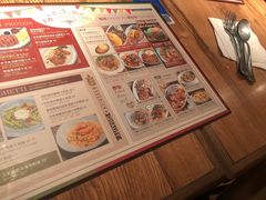 -玛格萝妮比萨屋(陆家浜路店)
