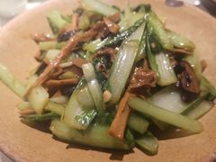 -巷子里小酒馆(西三道街店)