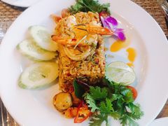 -Chom Cafe and Restaurant