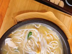 -勺子米线·云南传统小吃市集(四方街店)