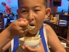 -张氏宽窄巷成都名小吃(华发新天地店)