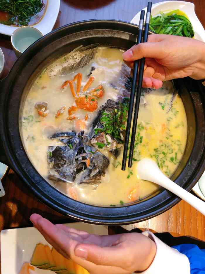 树山小墅-"非常典型的苏氏建筑,粉墙黛瓦05,青山环.