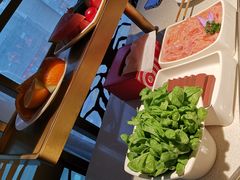 -海底捞火锅鲜切牛肉主题店(长寿路店)