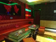 -名星会量贩式KTV旗舰店(盈熙广场店)