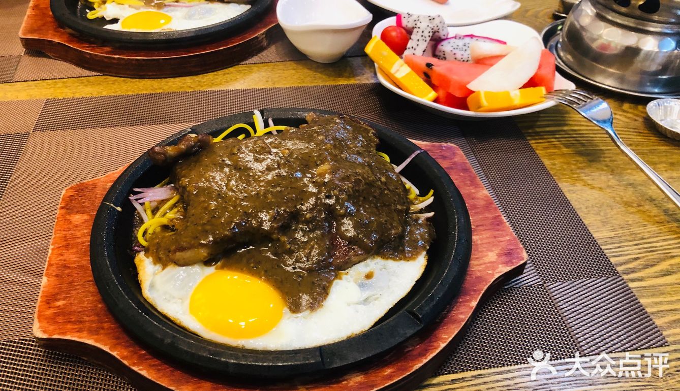 在美团上买了套餐，刚开业的时候买的，一直没空来吃