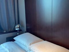 -上海龙之梦万丽酒店