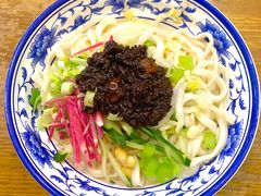 -东兴寒舍老北京炸酱面(三里河路店)