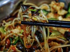 -周良天山牛杂城(天山路总店)