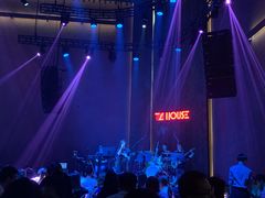 -TZ House音乐现场(来福士中心店)