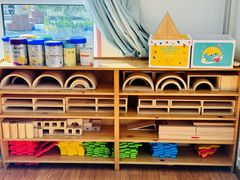 -红黄蓝幼儿园(颐东苑店)