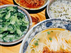 -老外婆本帮面(塔城路店)