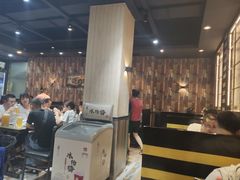 大堂-三江烤鱼(张家巷店)