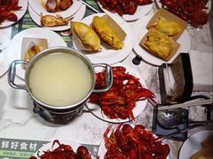 -金马门国际美食百汇(珞喻路店)