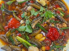 -牟记江湖重庆地标特色菜鱼蛋海鲜羊蝎子(巴南区黑金冠十多年好店)