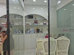 -郡艺医疗美容·微整·眼鼻吸脂