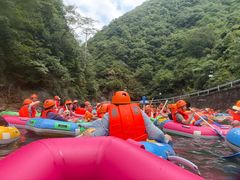 -安吉龙王山峡谷漂流