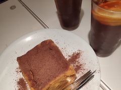 -新大咀港式茶餐厅(宝山万达店)