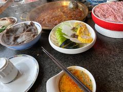 -小天鹅火锅·一线江景洪鼎旗舰店(洪崖洞店)
