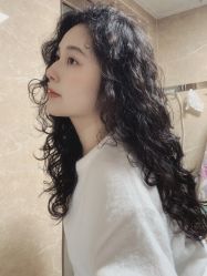 -SUNLON秀隆时尚烫染定制沙龙