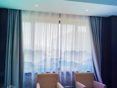 -香榭丽酒店(海宁皮革城店)
