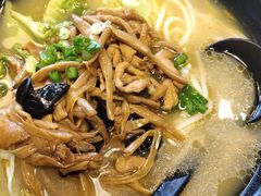 -老妈米线(金座店)