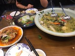 酸菜鱼-周正水煮活鱼·吊水鱼(万科店)